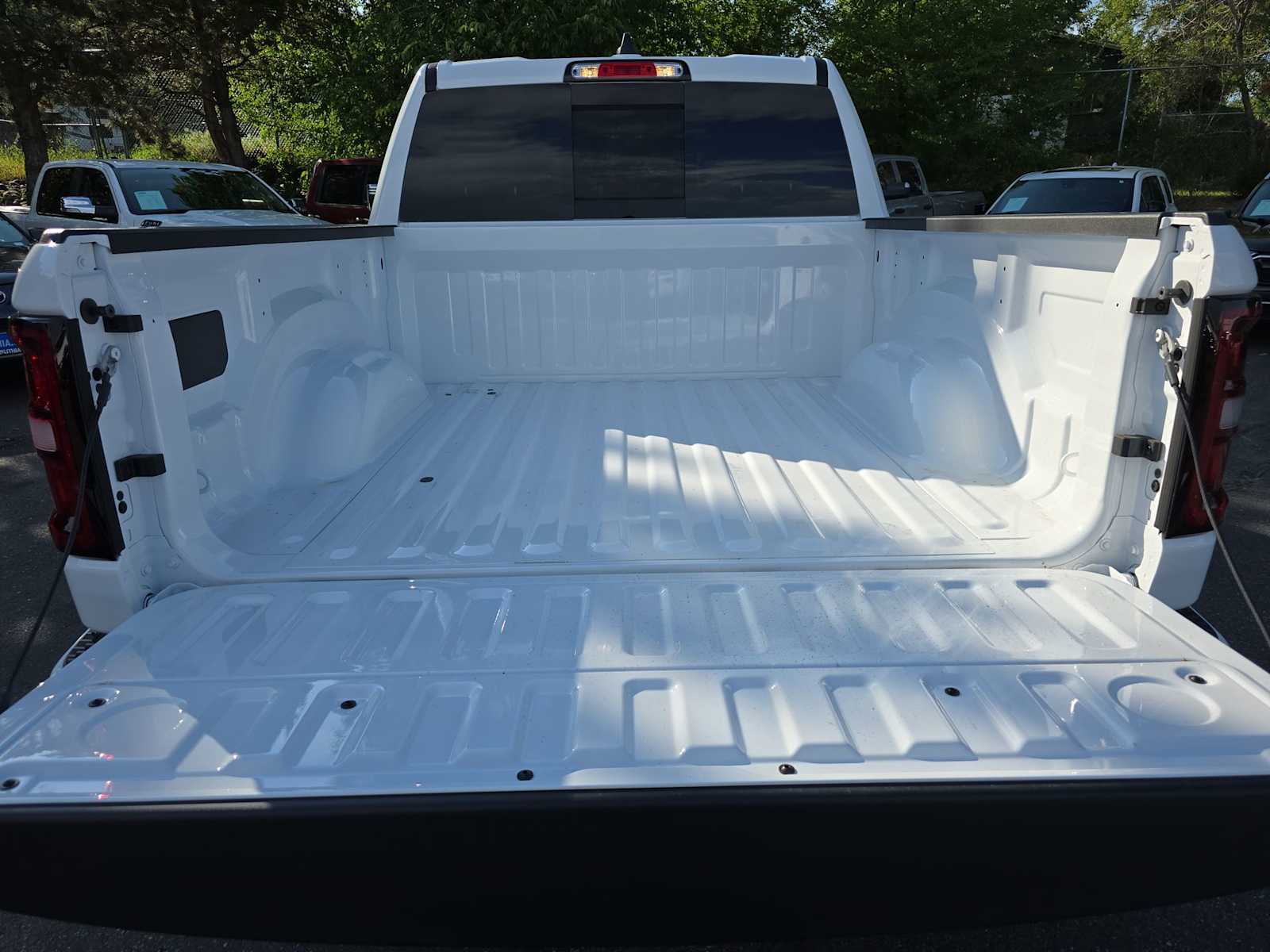 Thumbnail: 2025 RAM 1500 - 18