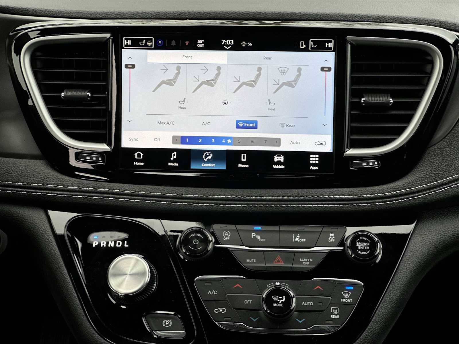 Thumbnail: 2026 Chrysler Pacifica - 16