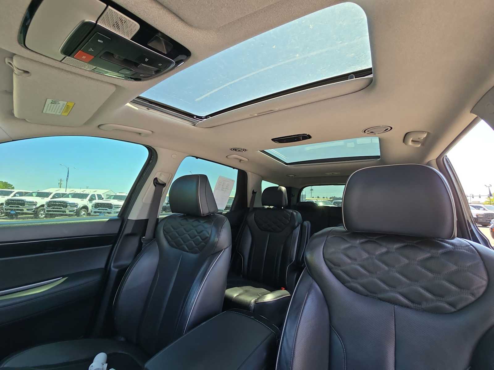 Thumbnail: 2022 Hyundai Palisade - 16