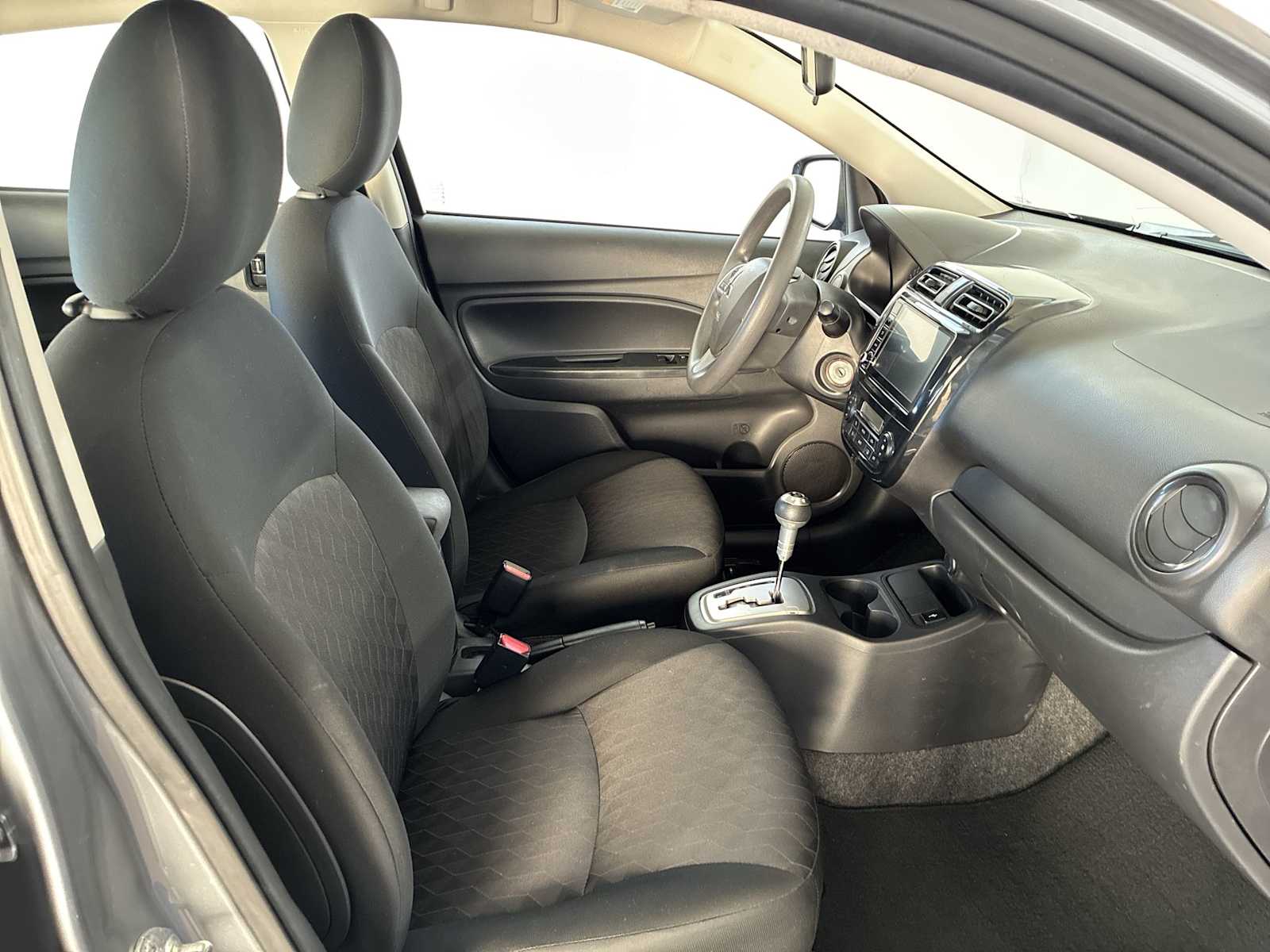 Thumbnail: 2022 Mitsubishi Mirage - 24