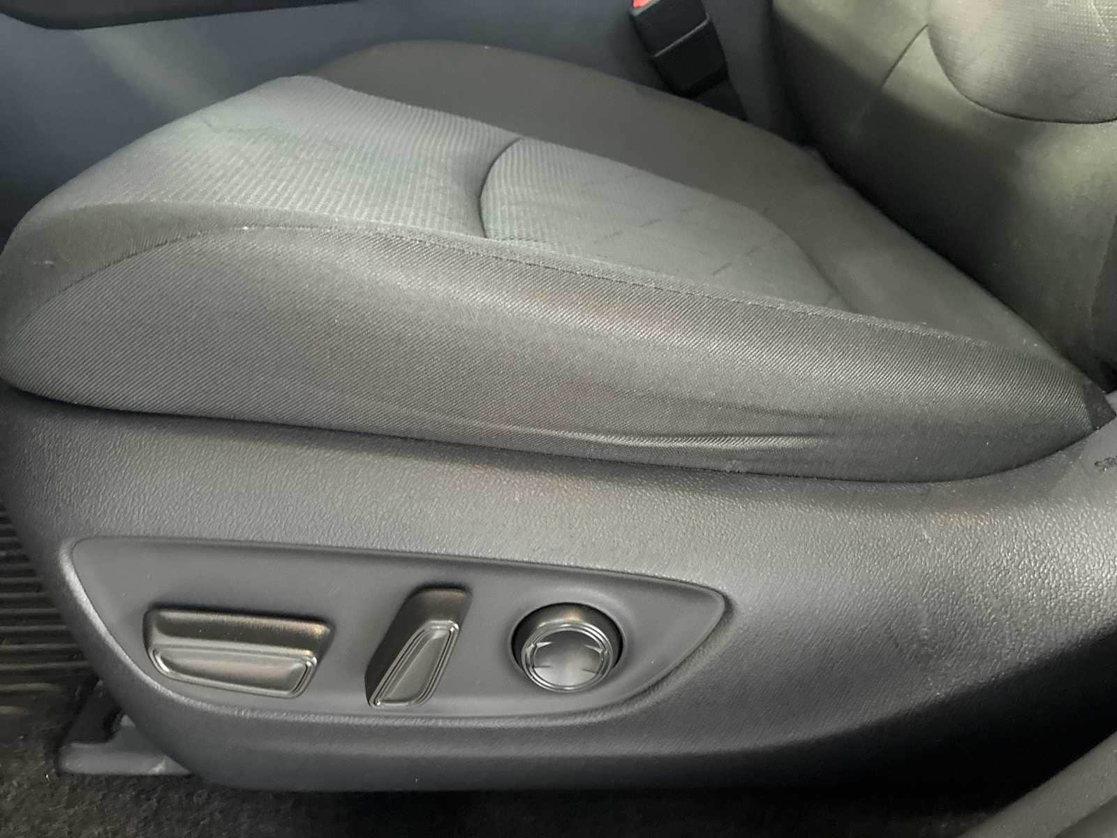 Thumbnail: 2024 Toyota RAV4 - 14