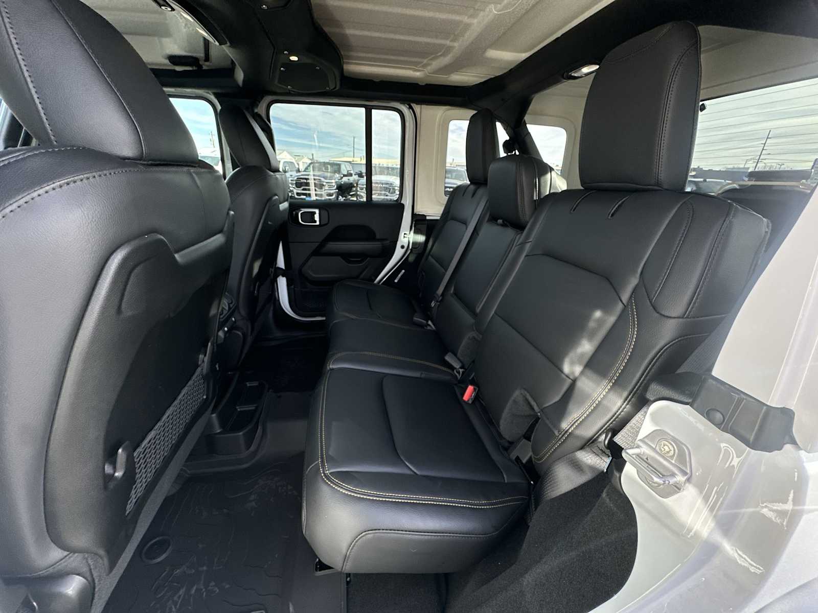 Thumbnail: 2026 Jeep Wrangler - 23