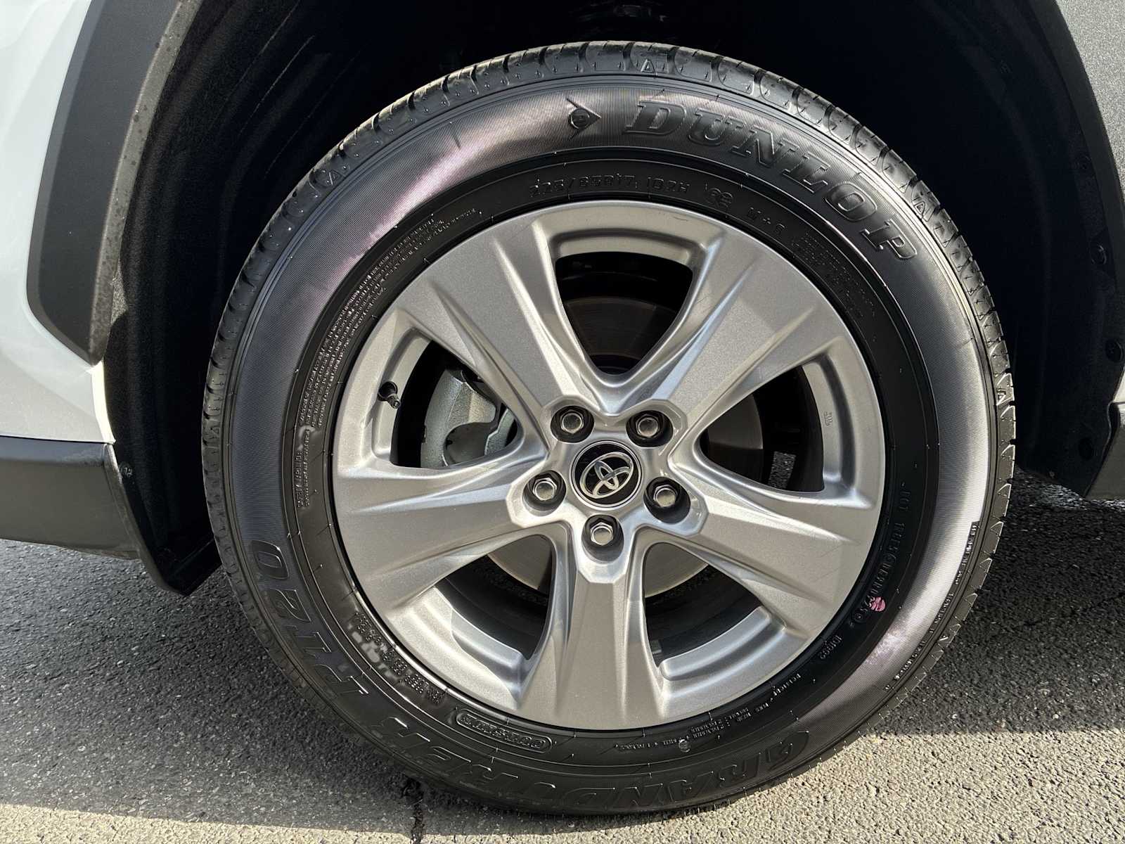 Thumbnail: 2025 Toyota RAV4 - 19