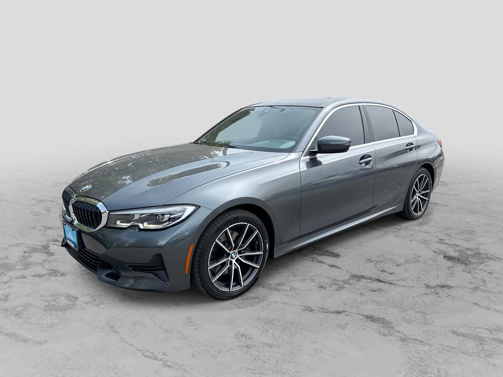2020 BMW 3 Series 330i Sedan's photo