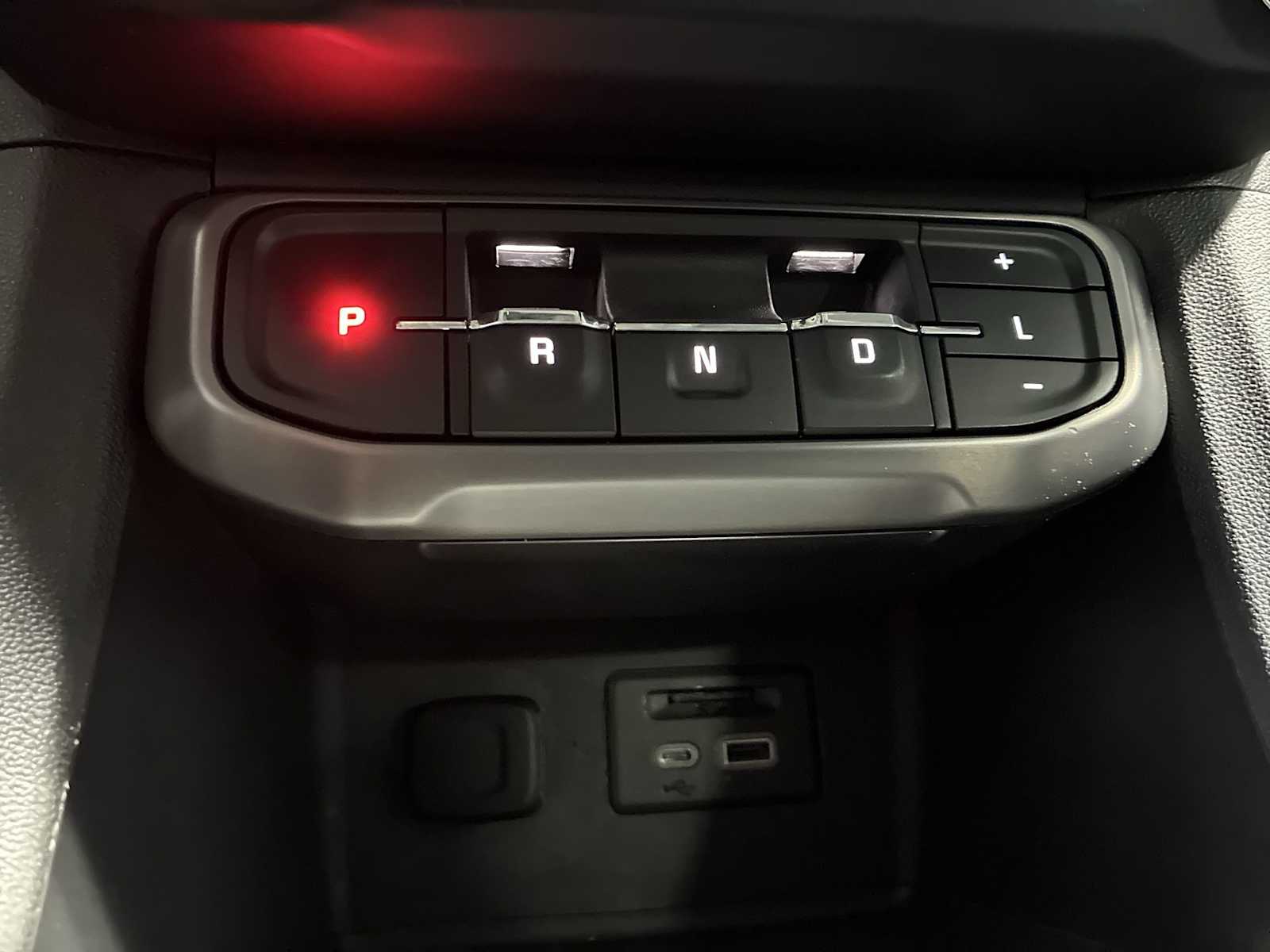 Thumbnail: 2021 GMC Acadia - 21