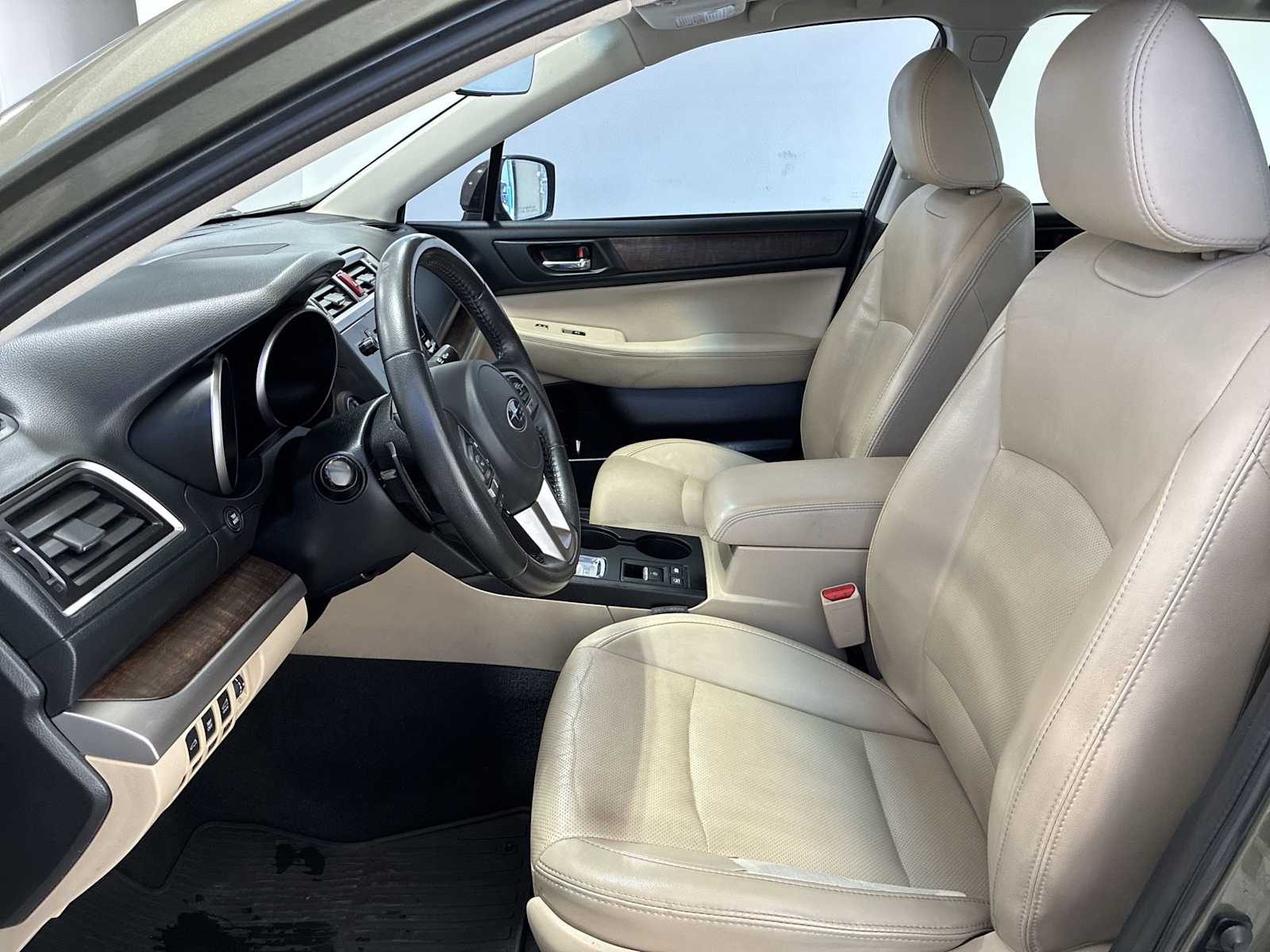 Thumbnail: 2017 Subaru Outback - 13