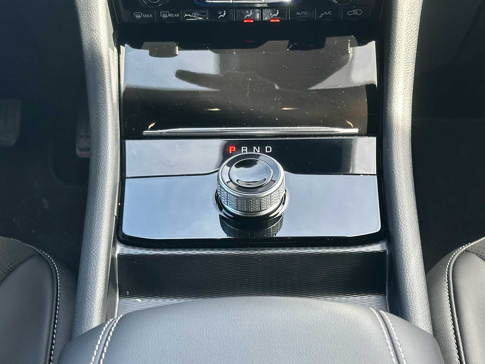 2025 Jeep Grand Cherokee Altitude 12
