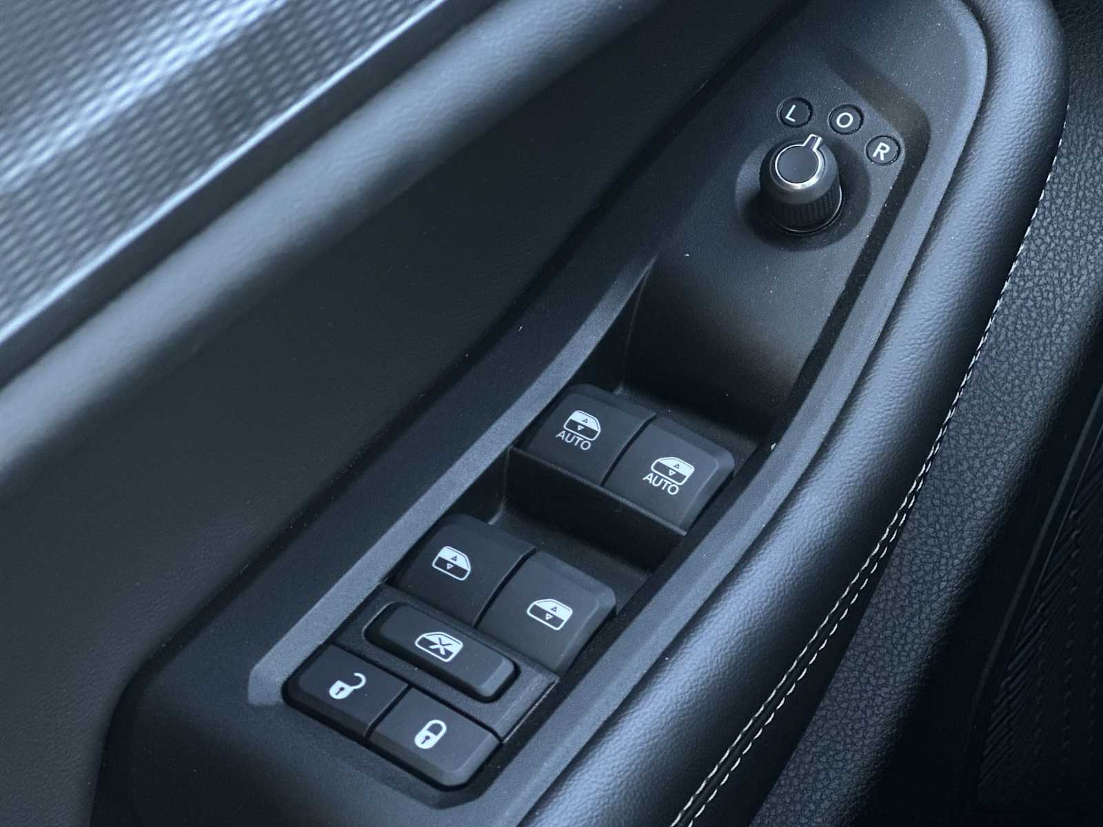 Thumbnail: 2024 Jeep Grand Cherokee - 15