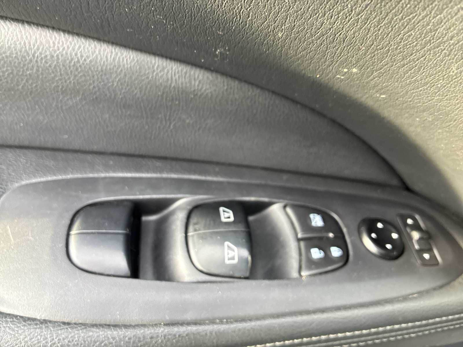 Thumbnail: 2020 Nissan Pathfinder - 15