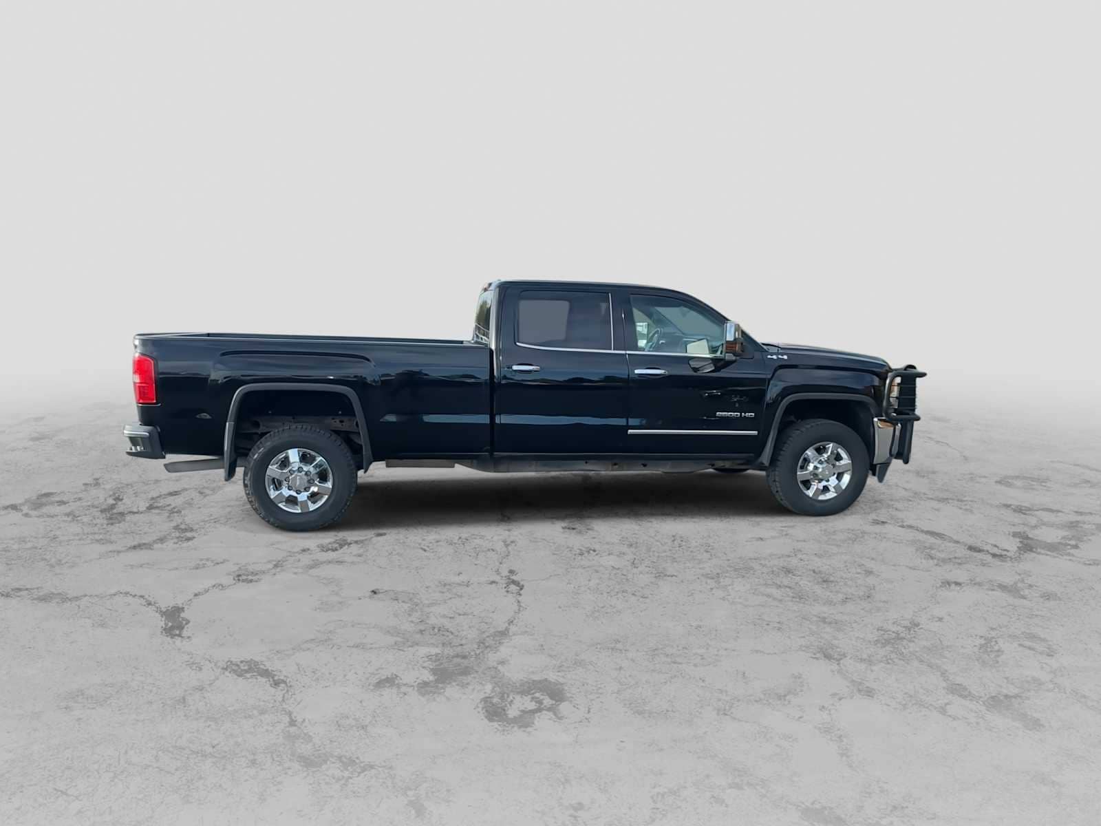 Thumbnail: 2018 GMC Sierra 2500 - 9