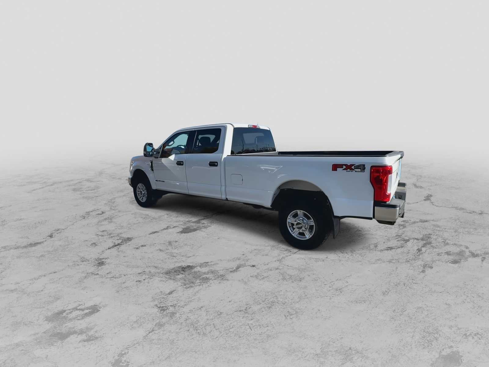 Thumbnail: 2017 Ford F-350 - 6