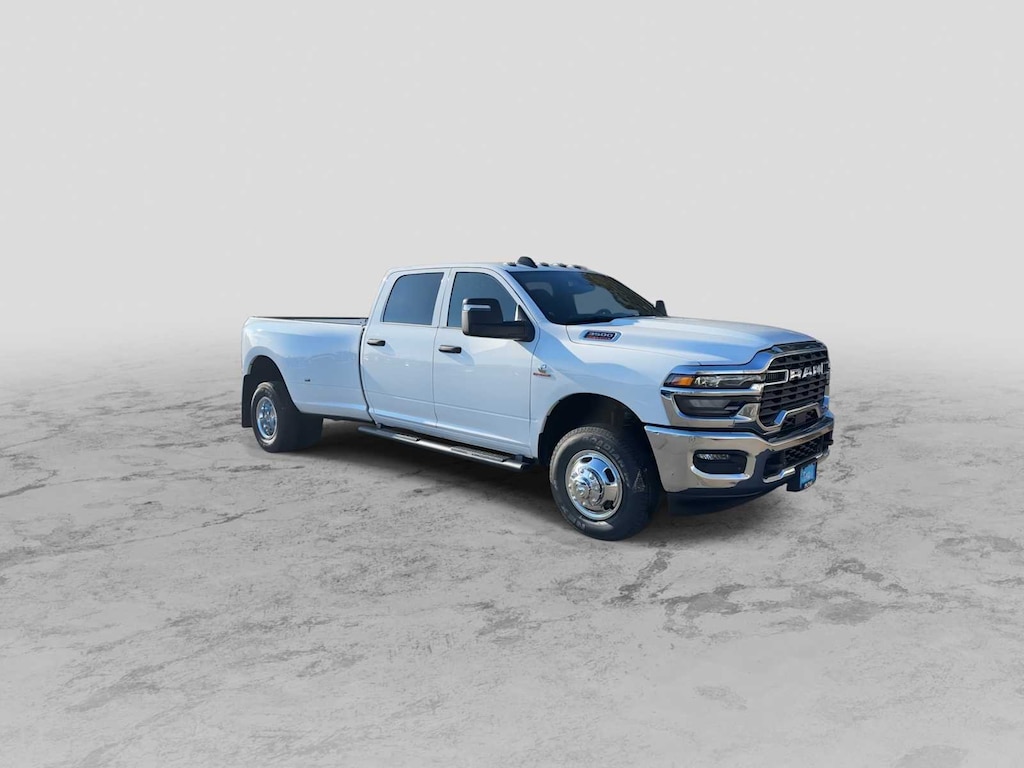 New 2026 Ram 3500 TRADESMAN CREW CAB 4X4 8' BOX Pickup