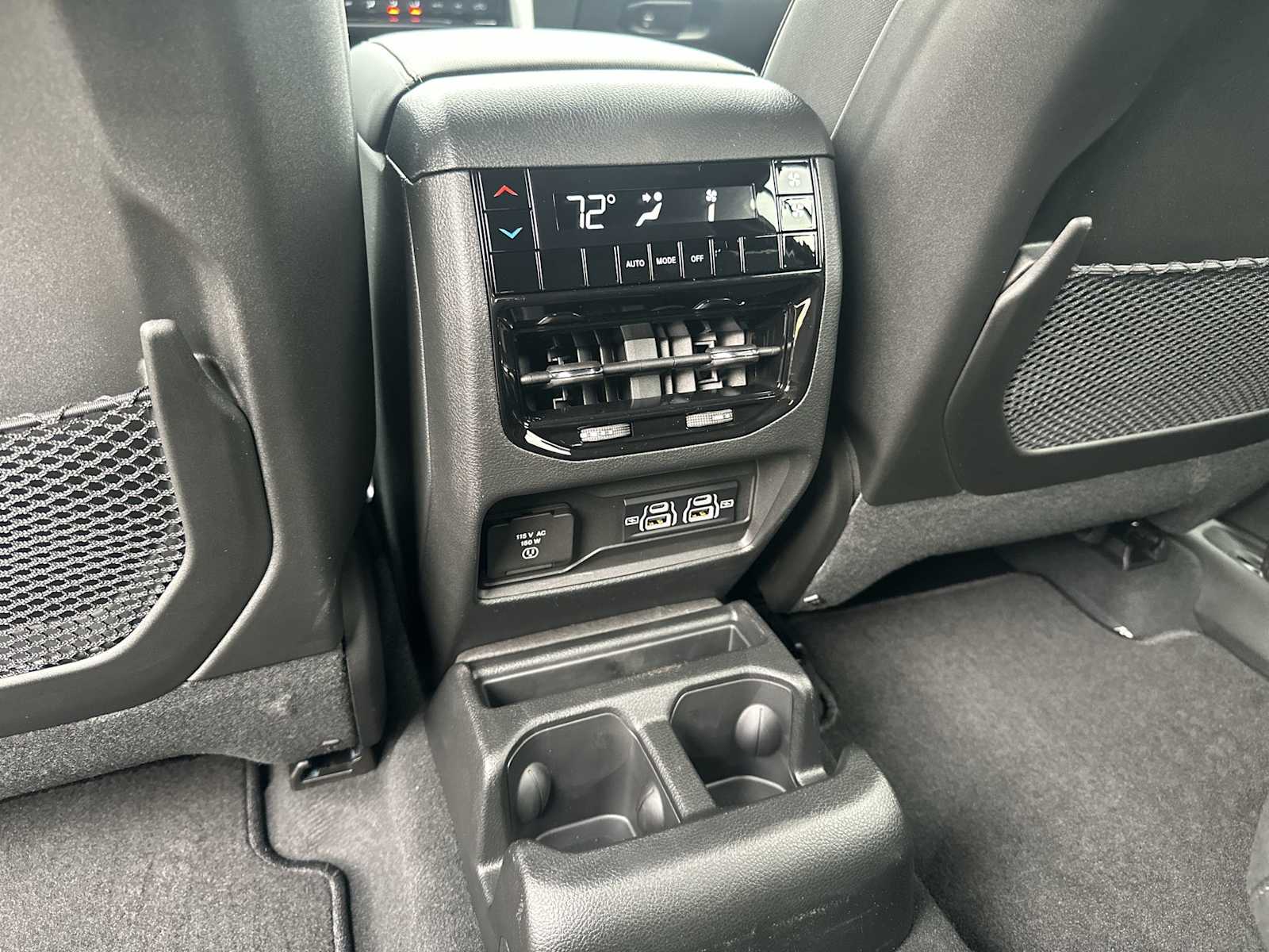 Thumbnail: 2025 Jeep Grand Cherokee - 21