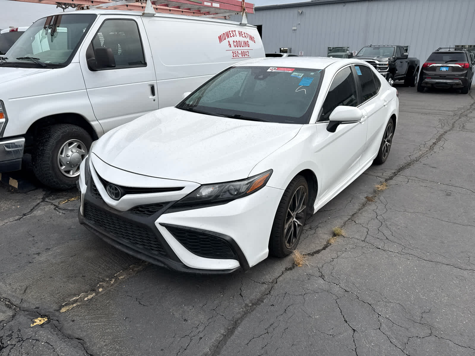 2022 Toyota Camry SE