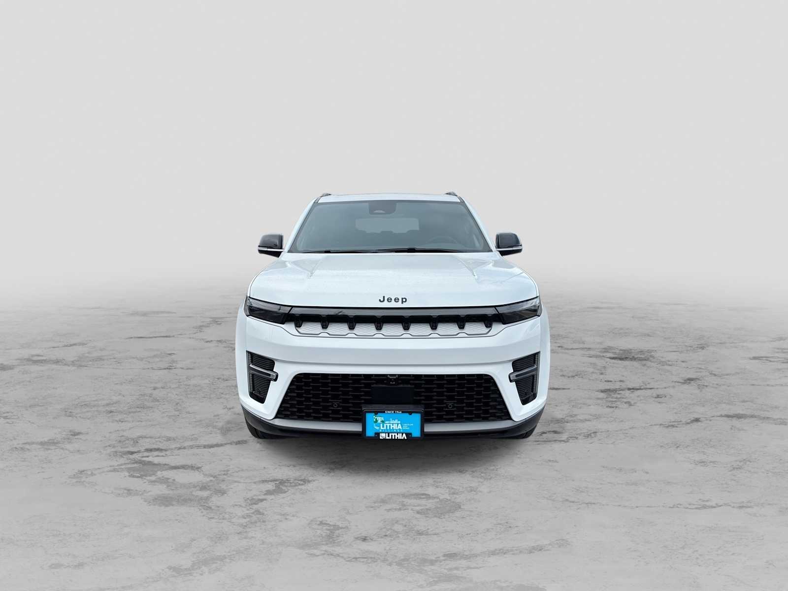 Thumbnail: 2026 Jeep Grand Wagoneer L - 3