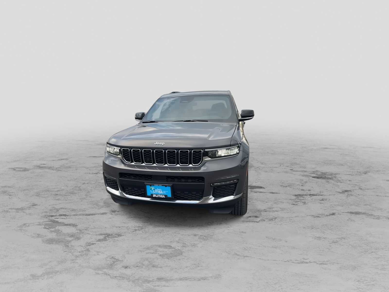Thumbnail: 2025 Jeep Grand Cherokee - 3
