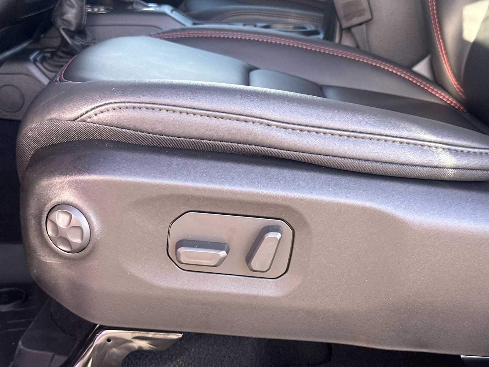 Thumbnail: 2026 Jeep Wrangler - 29