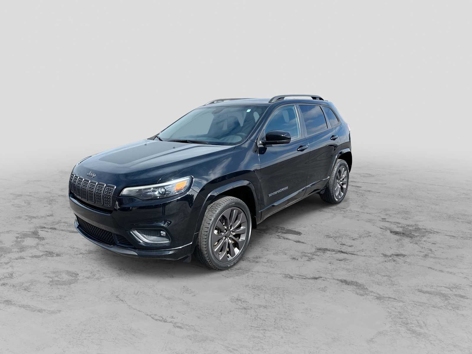Thumbnail: 2019 Jeep Cherokee - 4