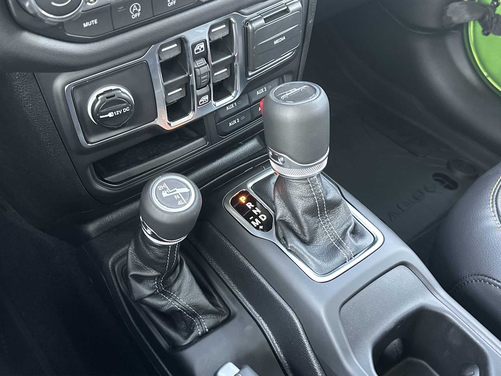 Thumbnail: 2025 Jeep Gladiator - 20