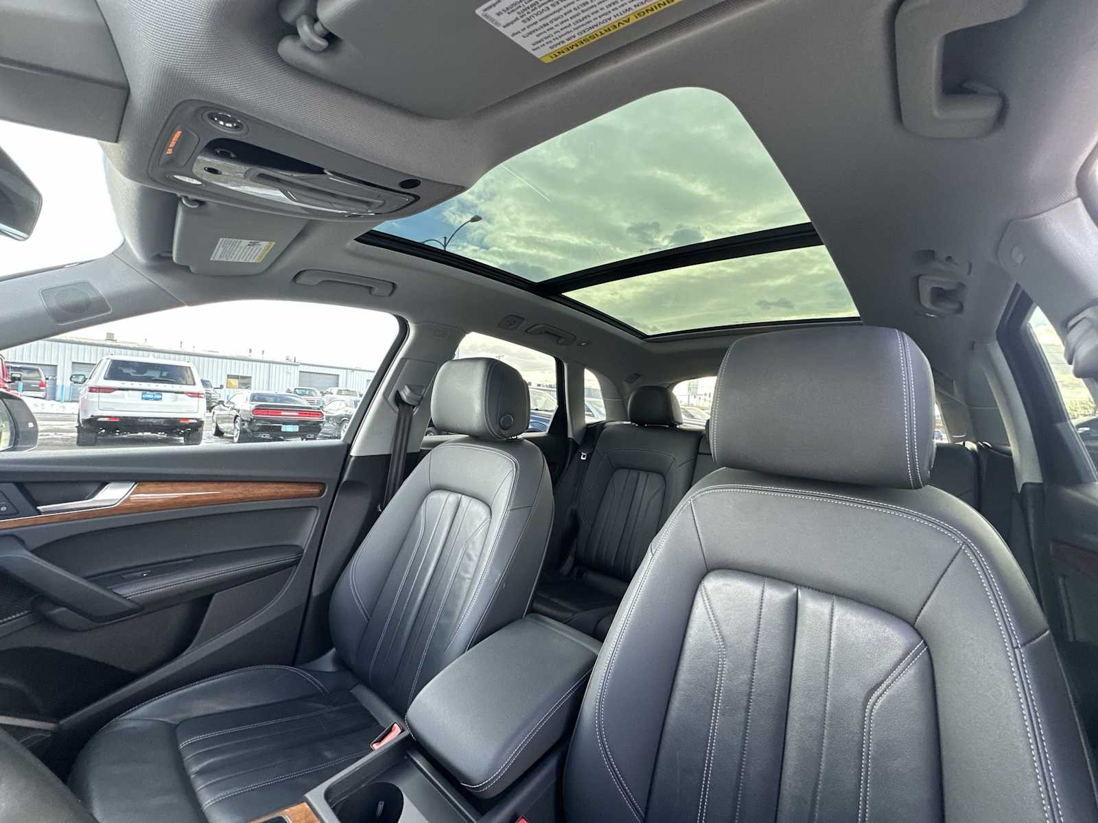 Thumbnail: 2023 Audi Q5 - 16