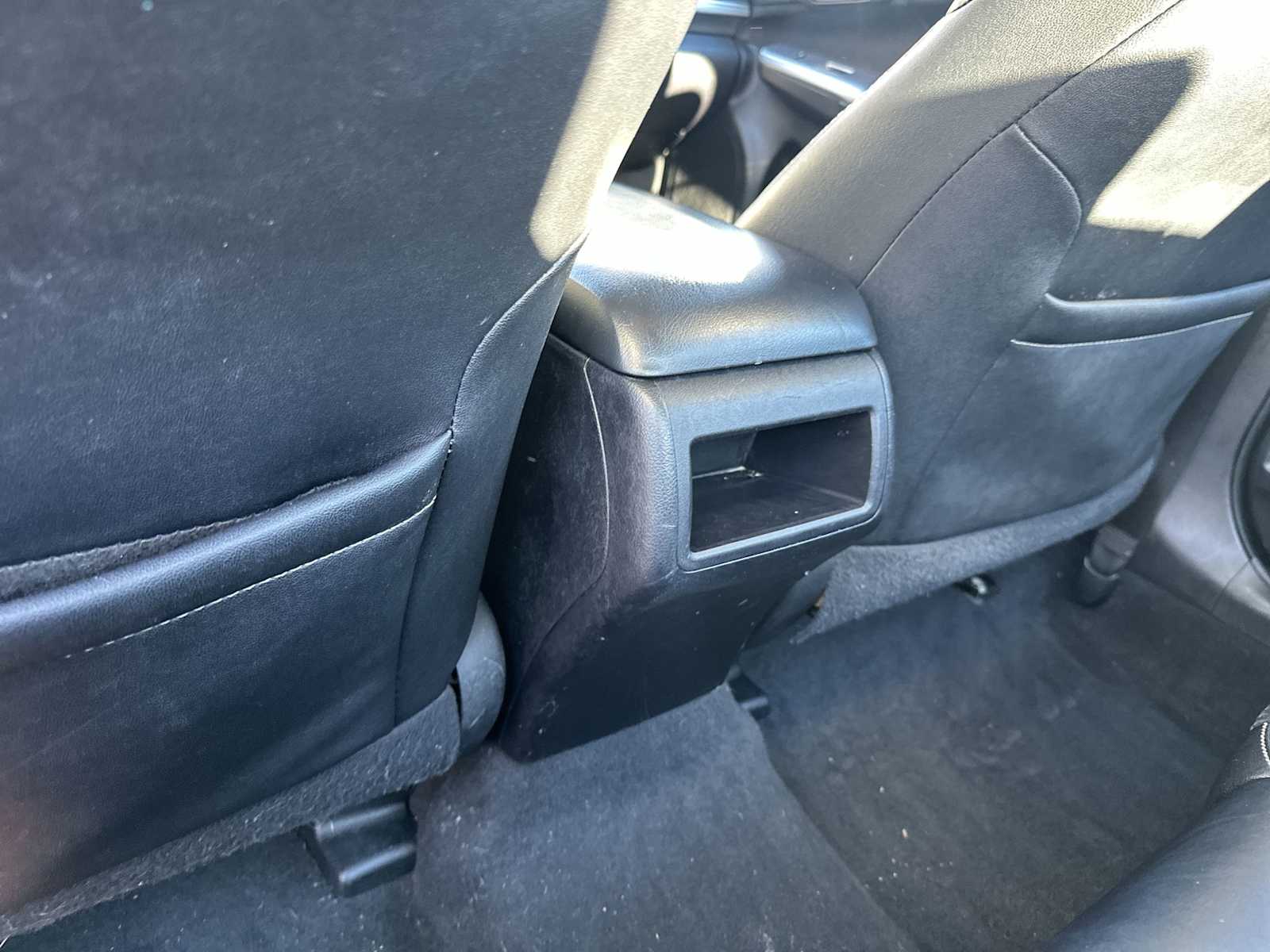 Thumbnail: 2013 Toyota Camry - 20