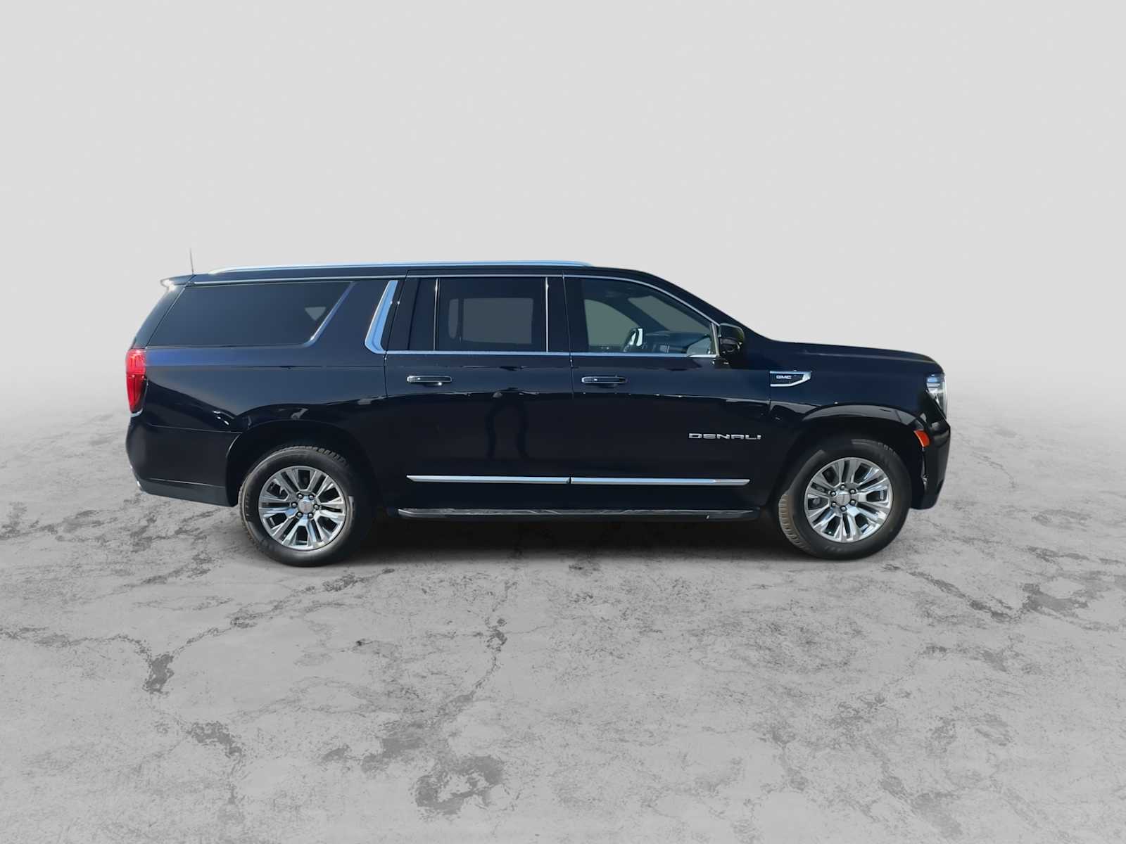 Thumbnail: 2022 GMC Yukon XL - 9