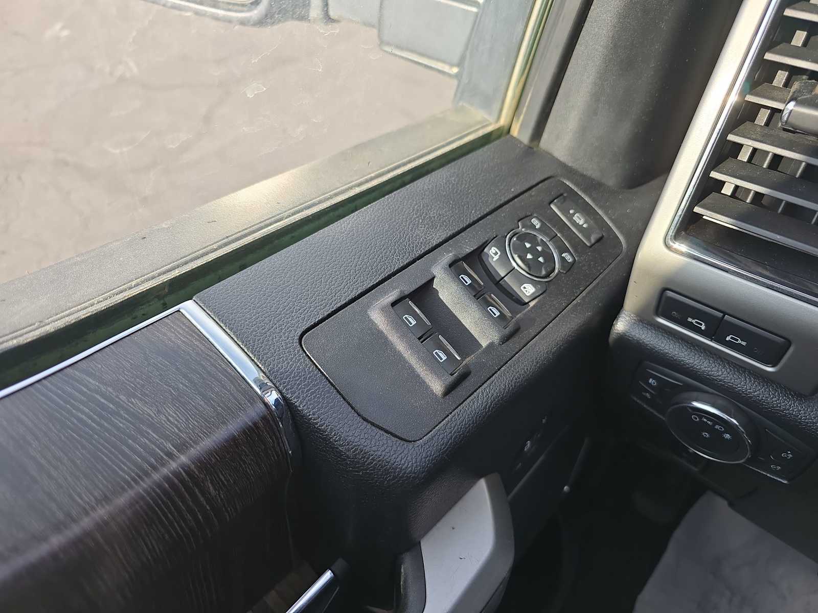 Thumbnail: 2020 Ford F-350 - 15