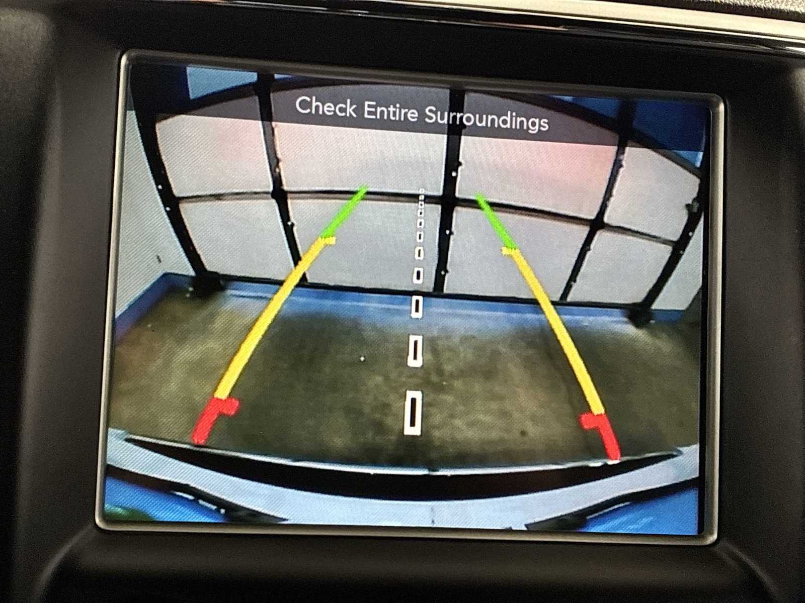 Thumbnail: 2017 Jeep Grand Cherokee - 24