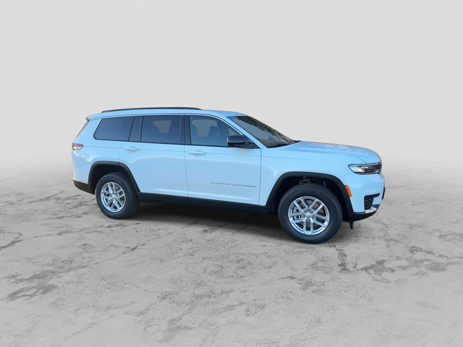 Thumbnail: 2025 Jeep Grand Cherokee - 2