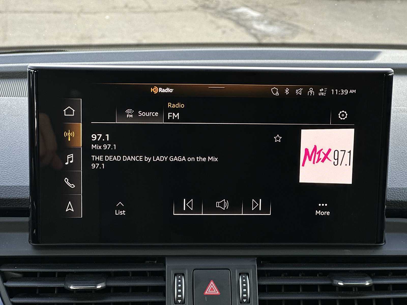 Thumbnail: 2023 Audi Q5 - 12