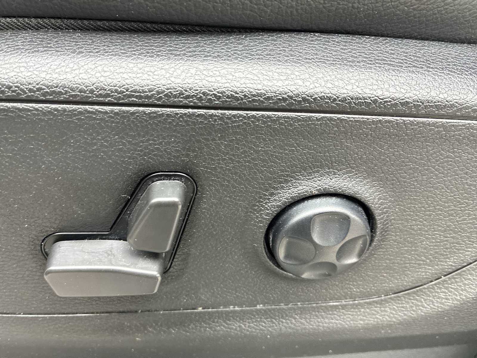 Thumbnail: 2021 RAM 1500 - 14