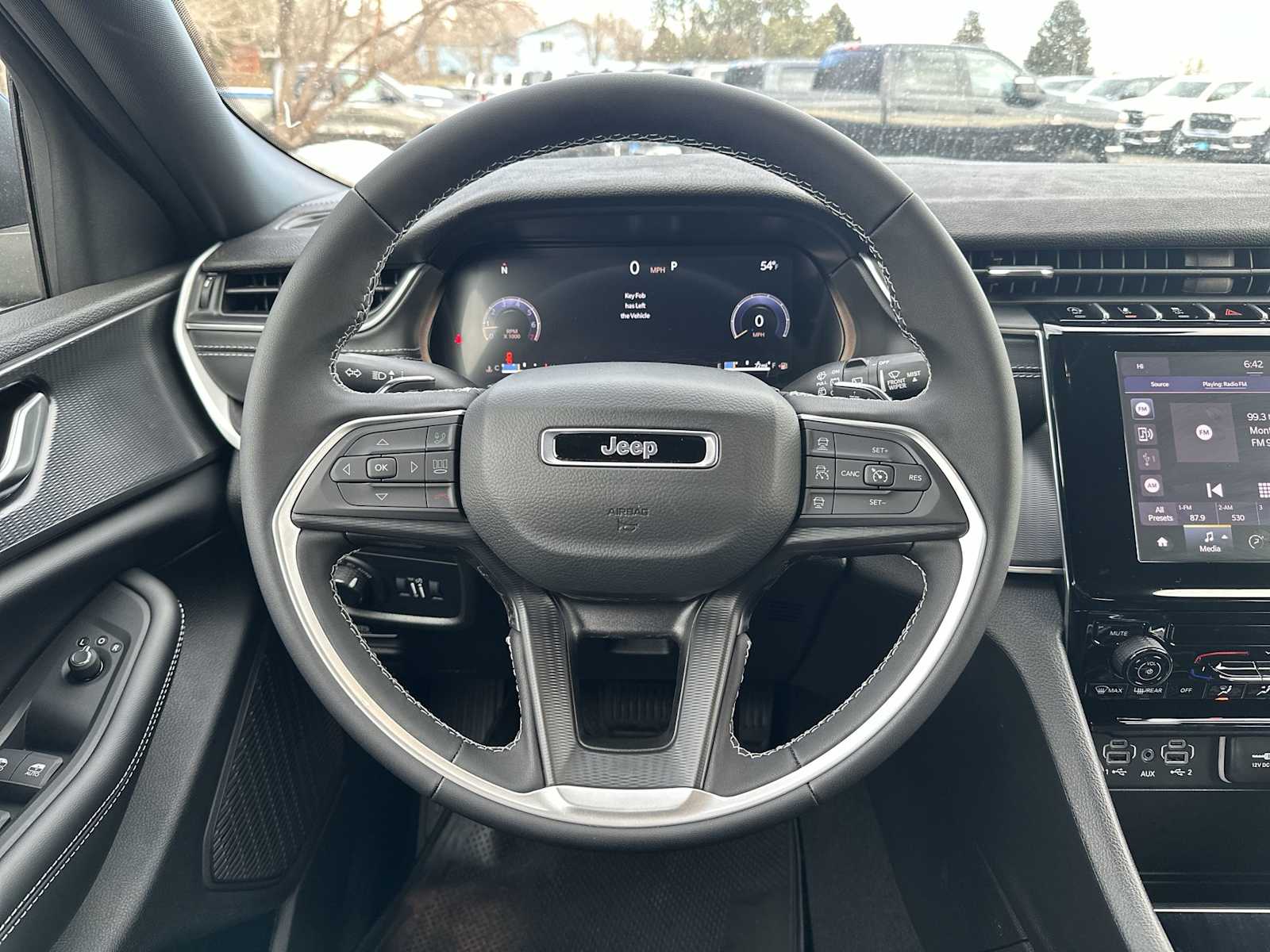 Thumbnail: 2025 Jeep Grand Cherokee - 11