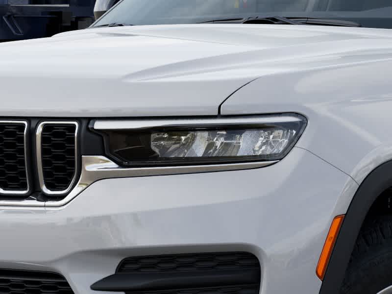 Thumbnail: 2026 Jeep Grand Cherokee - 6