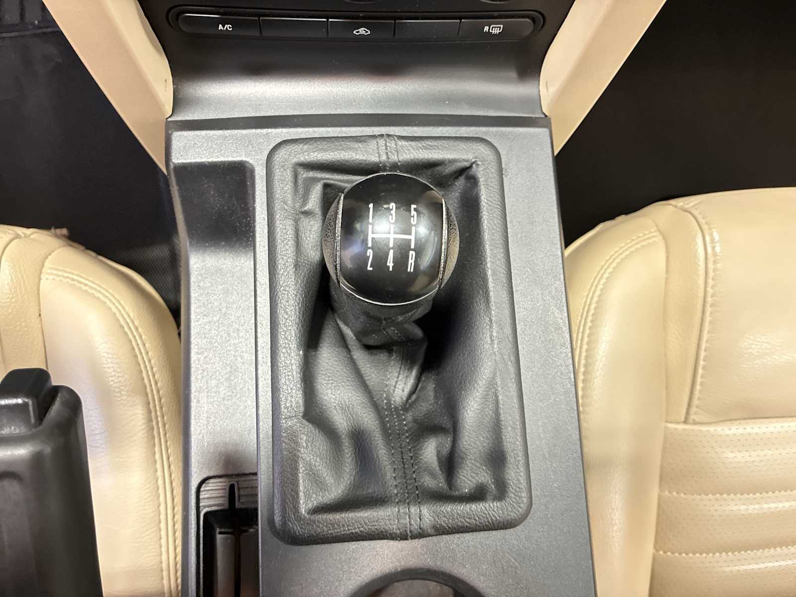 Thumbnail: 2005 Ford Mustang - 20