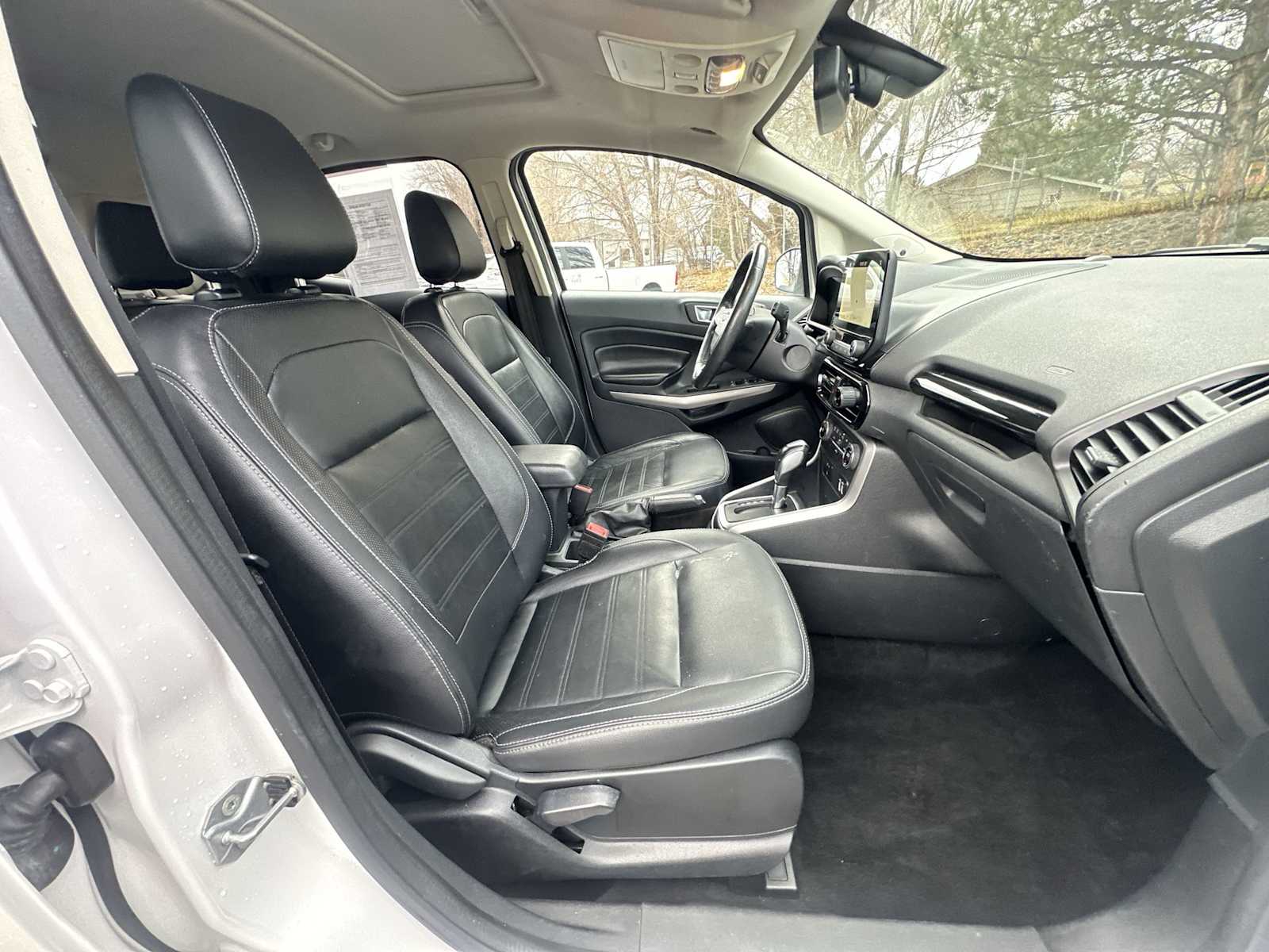 Thumbnail: 2019 Ford EcoSport - 25