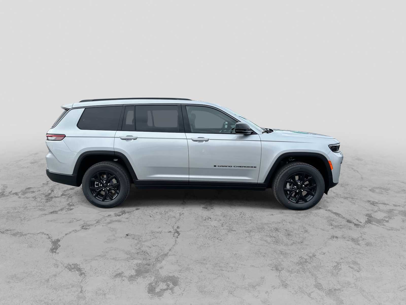 Thumbnail: 2026 Jeep Grand Cherokee - 9