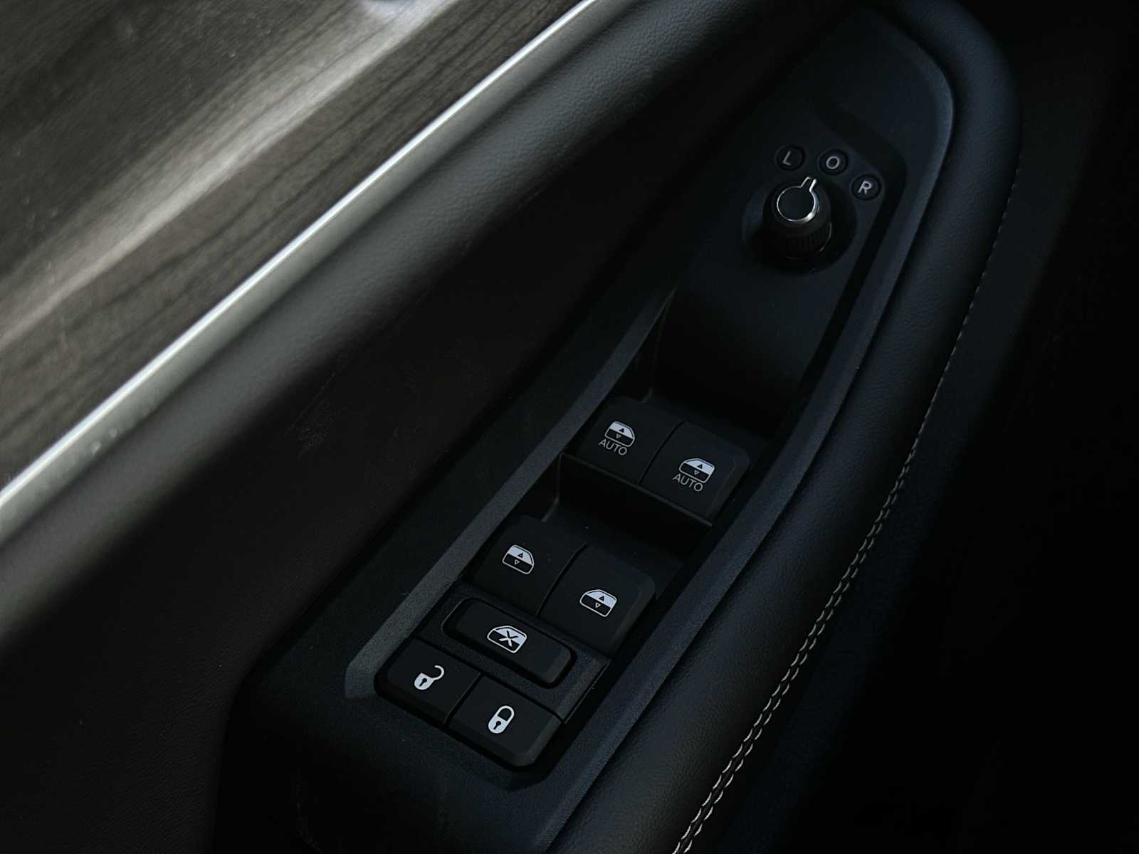 Thumbnail: 2025 Jeep Grand Cherokee - 15