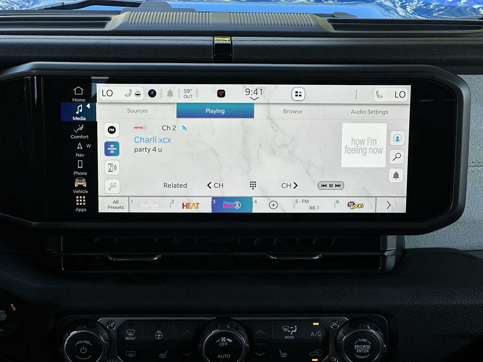 Thumbnail: 2025 Jeep Gladiator - 12