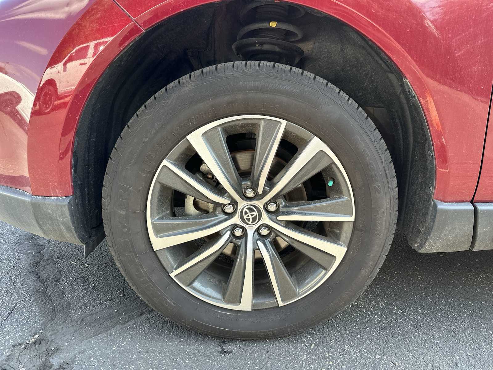 Thumbnail: 2023 Toyota Venza - 17