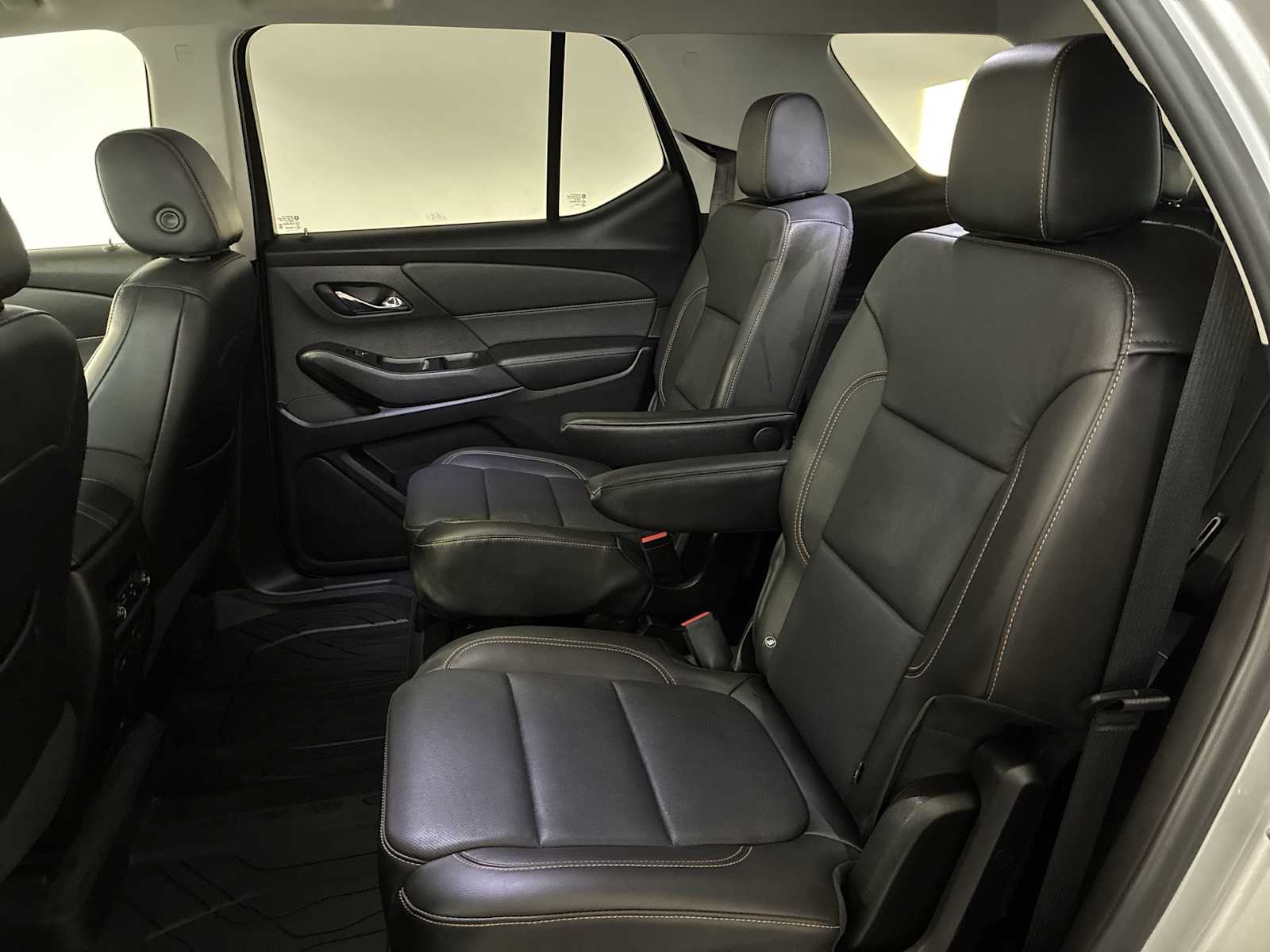 Thumbnail: 2019 Chevrolet Traverse - 25