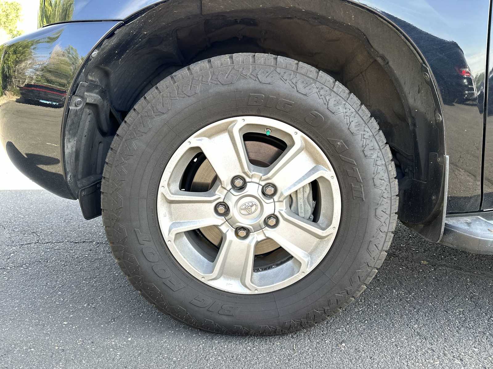 Thumbnail: 2019 Toyota Sequoia - 18