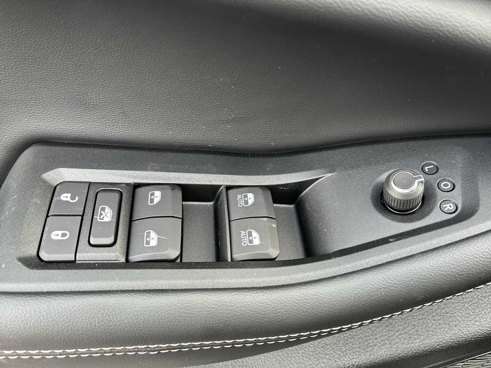 Thumbnail: 2025 Jeep Grand Cherokee - 15