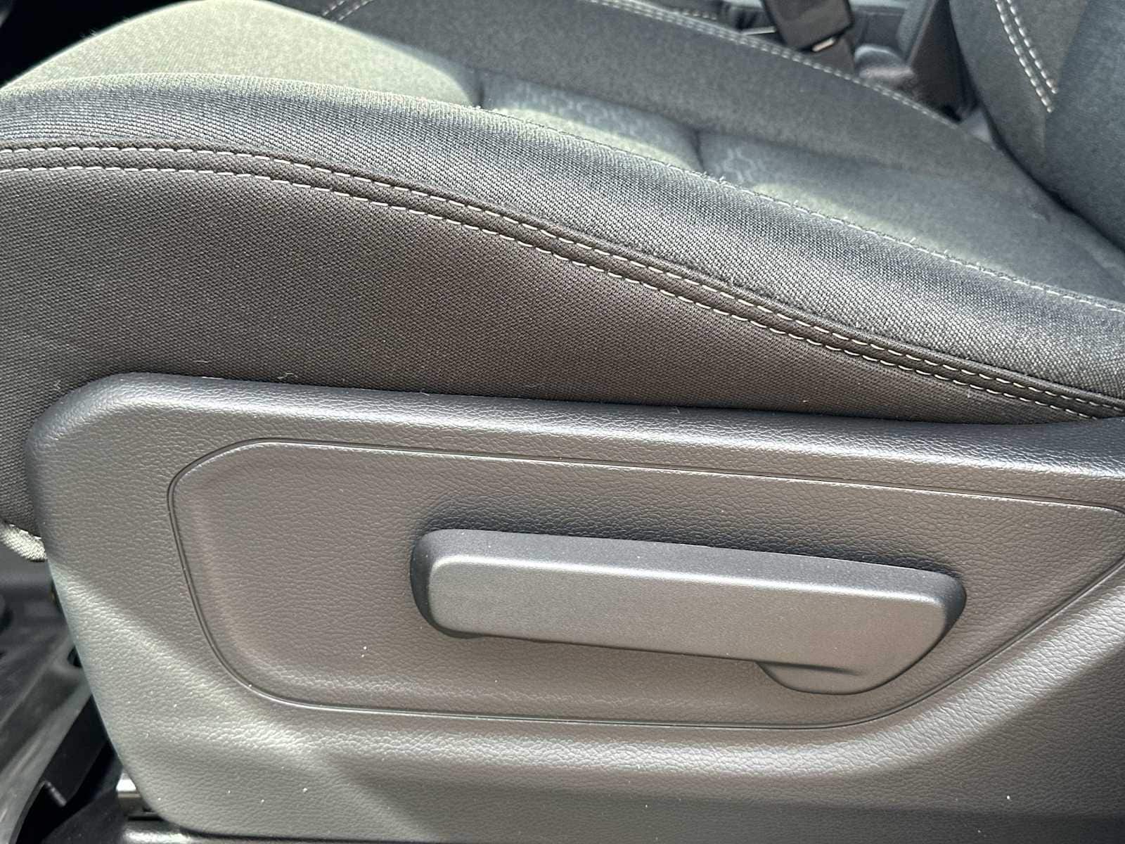 Thumbnail: 2026 RAM 1500 - 14