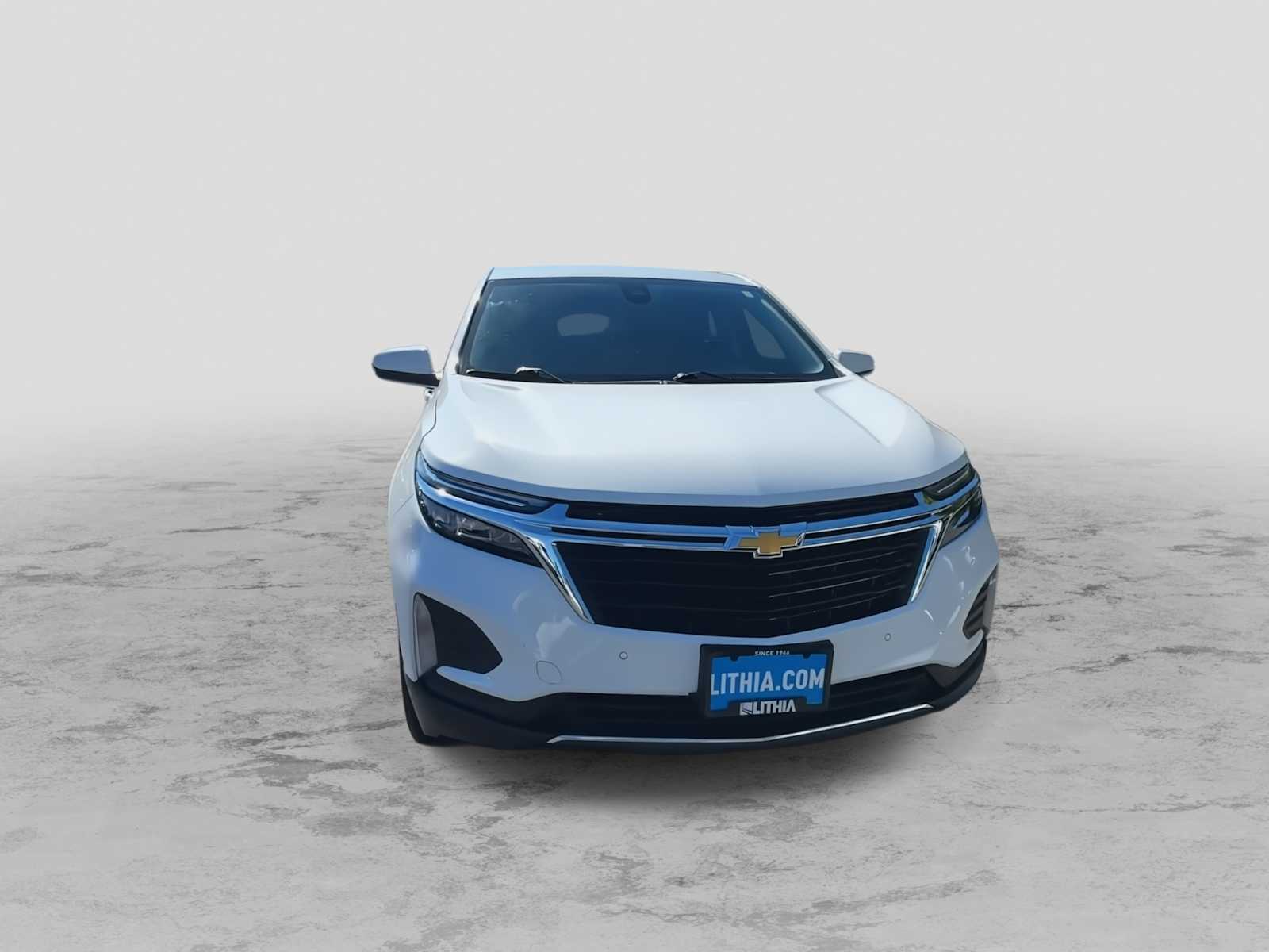 2024 Chevrolet Equinox photo 3