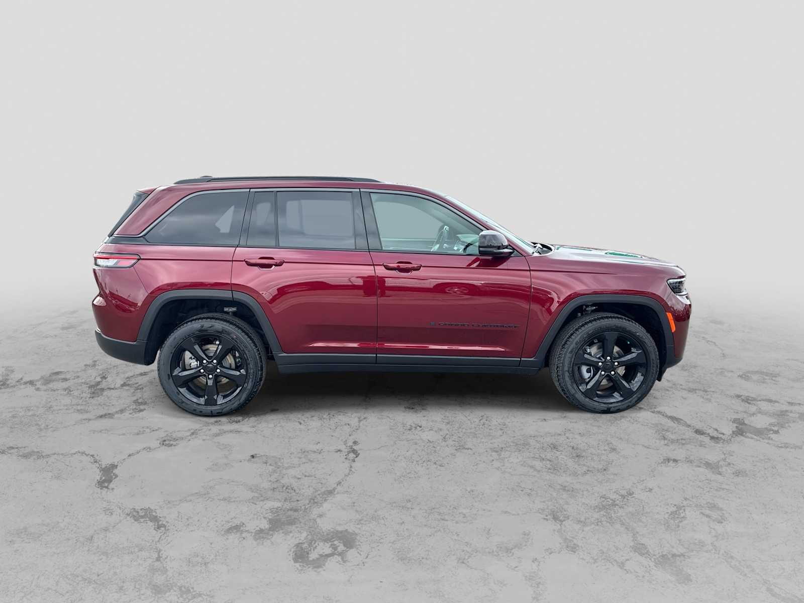 Thumbnail: 2026 Jeep Grand Cherokee - 9