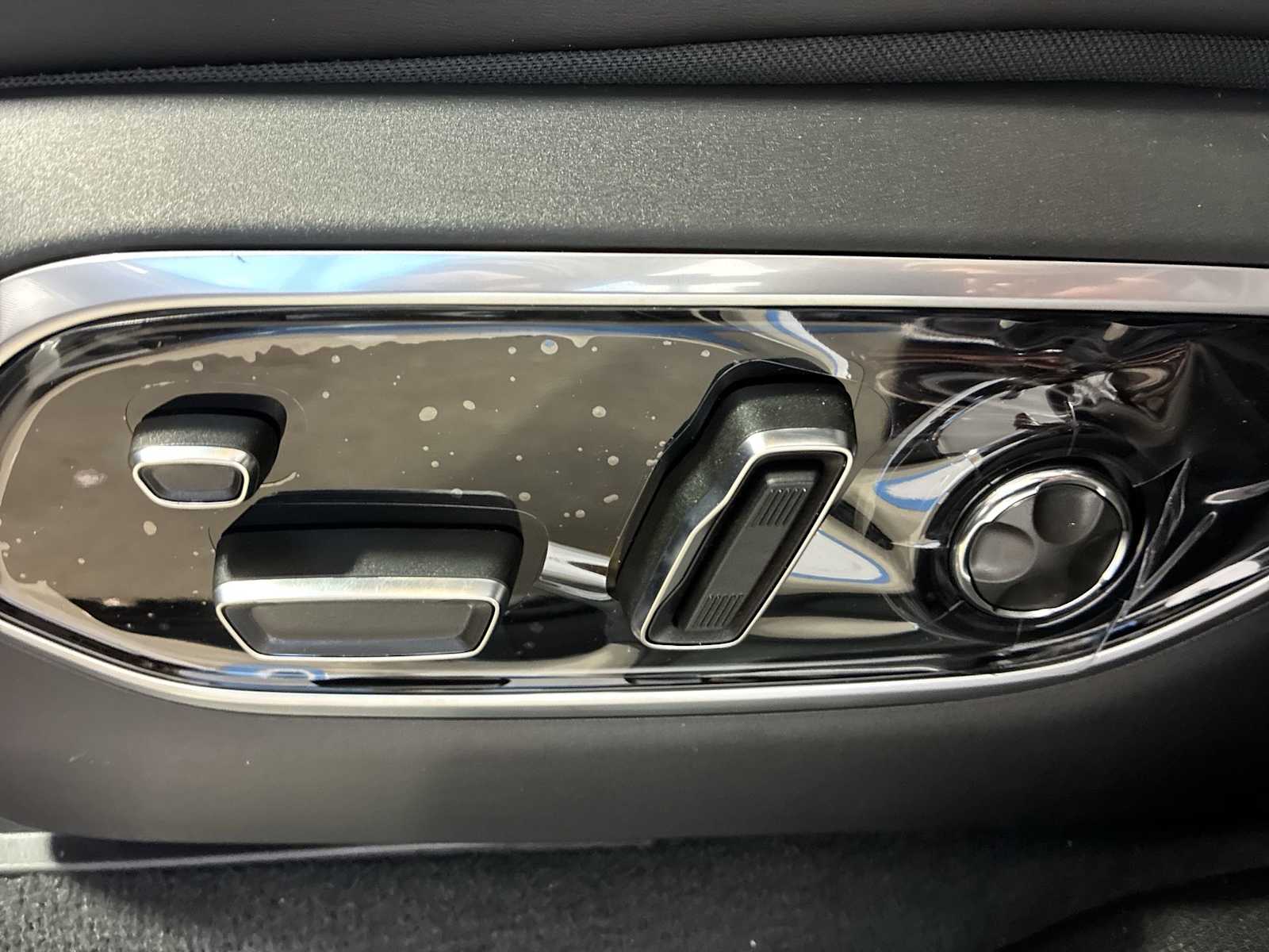 Thumbnail: 2026 Jeep Grand Cherokee - 14