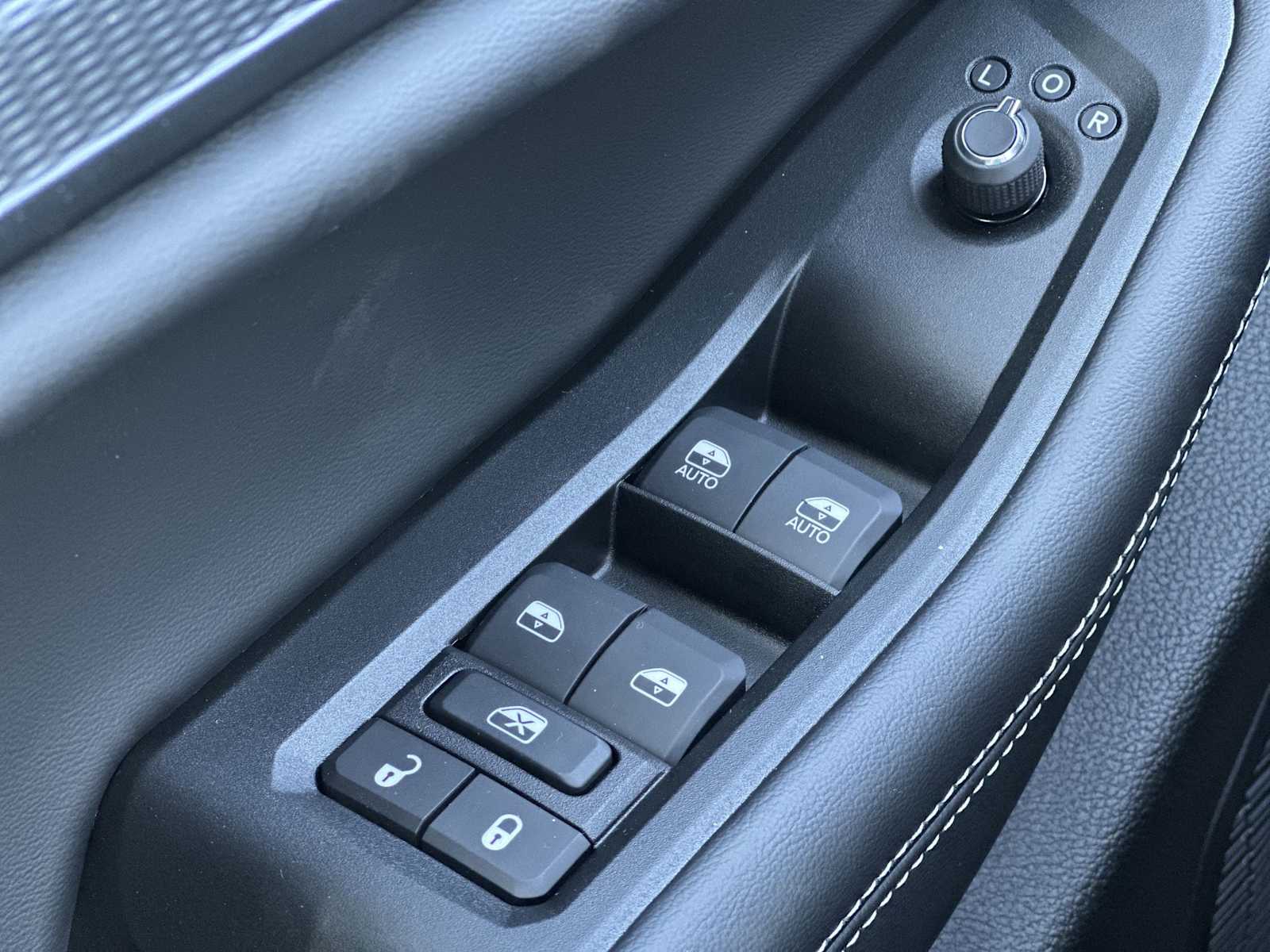 Thumbnail: 2025 Jeep Grand Cherokee - 15