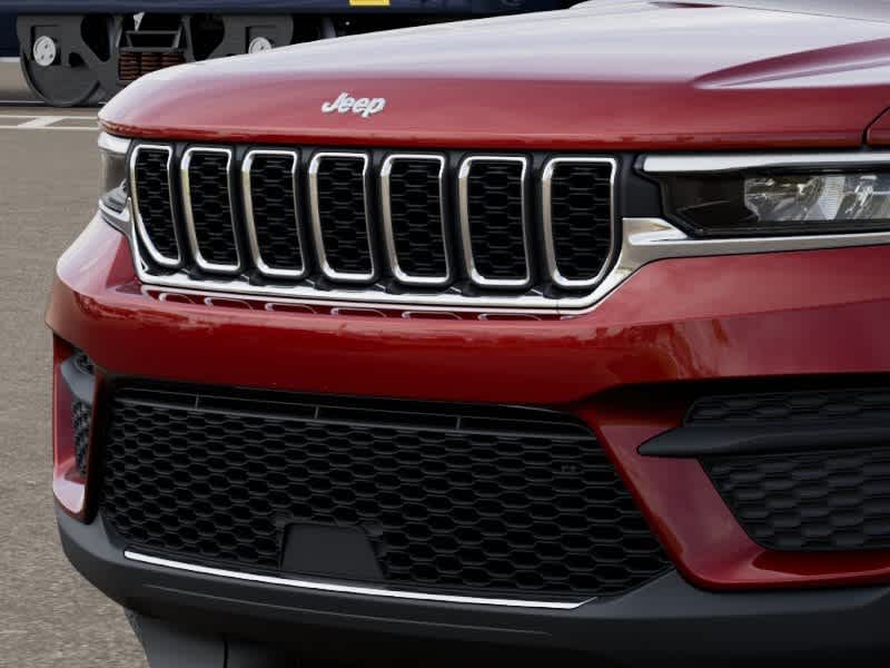Thumbnail: 2026 Jeep Grand Cherokee - 7
