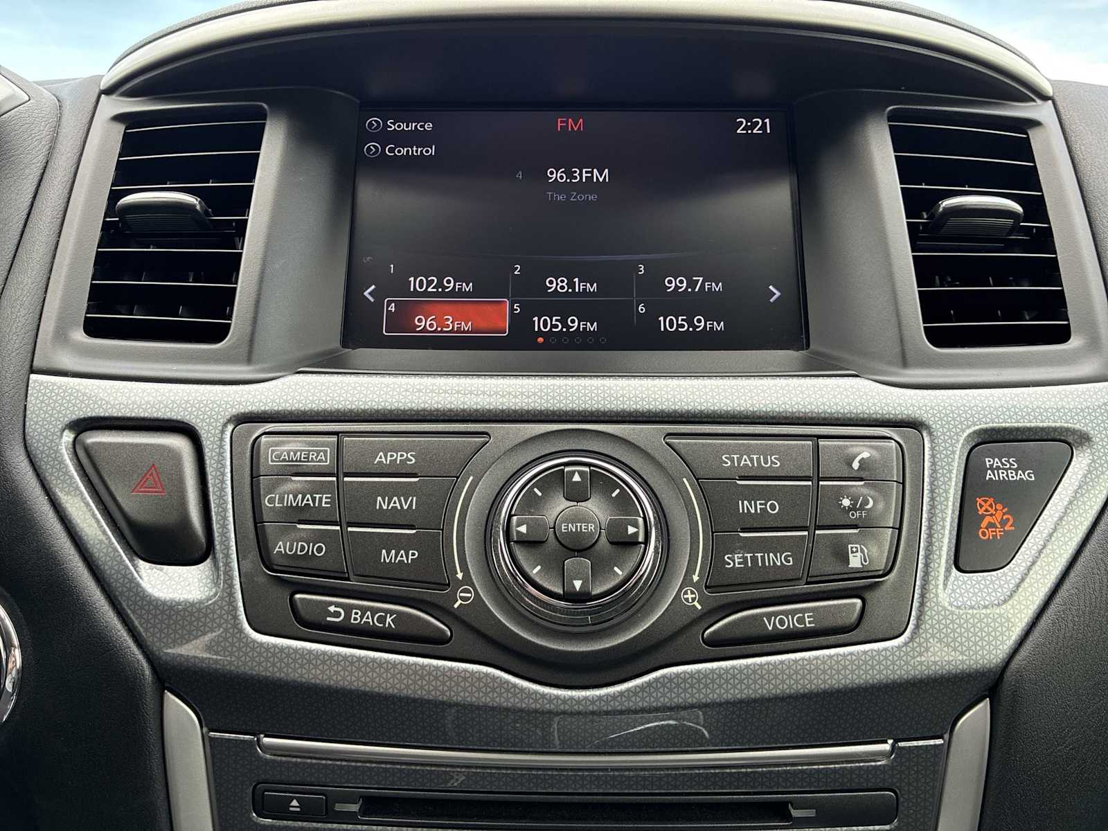 Thumbnail: 2019 Nissan Pathfinder - 12