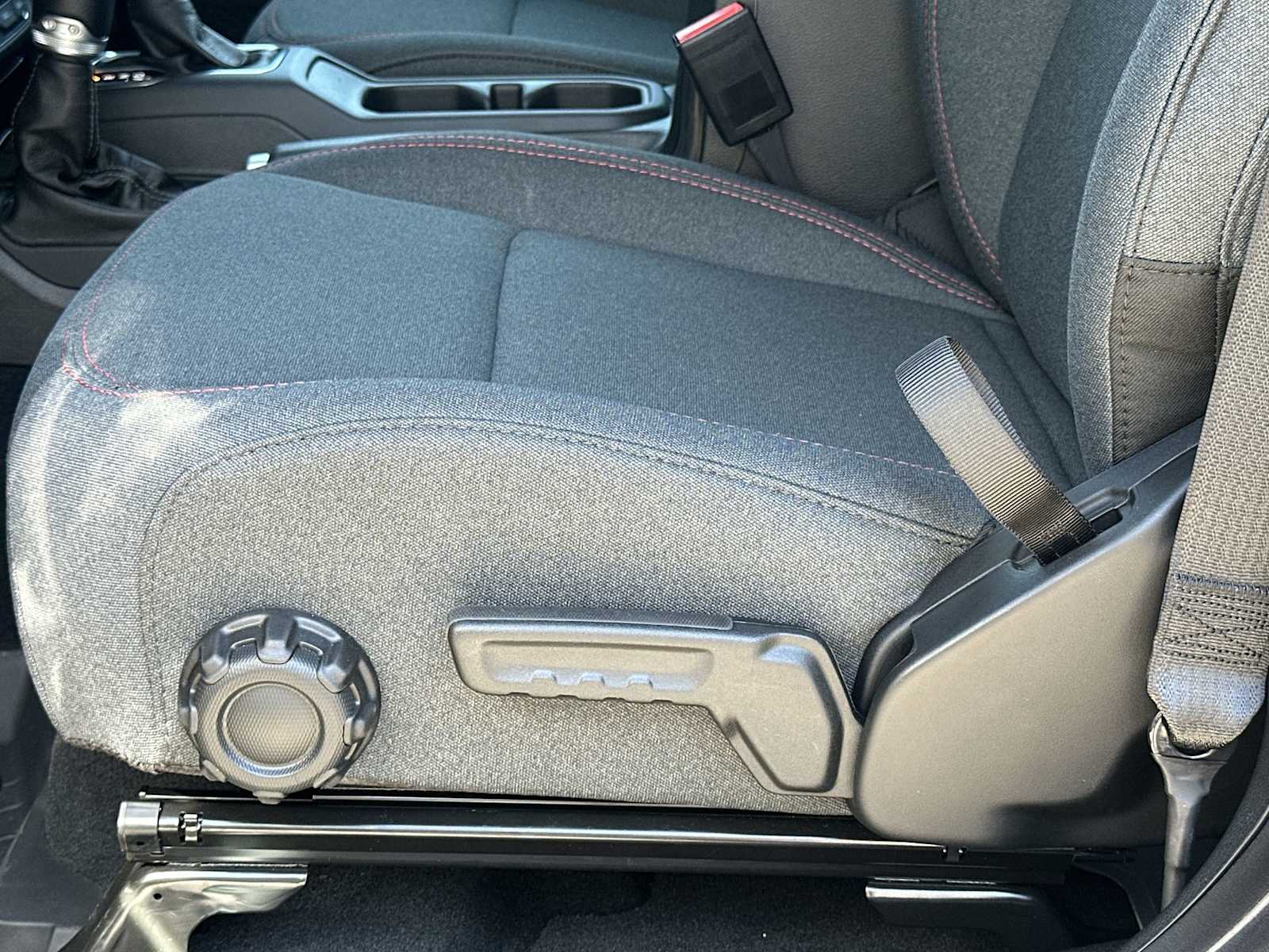 Thumbnail: 2025 Jeep Gladiator - 14